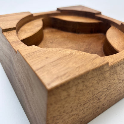 Nussbaum Aschenbecher [Unikat]